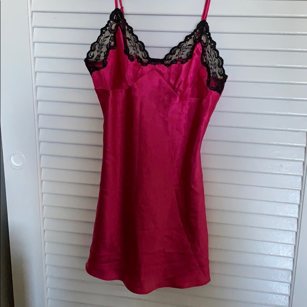 Fushia Slip